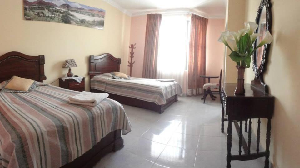 Hotel La Torre Tupiza Luaran gambar